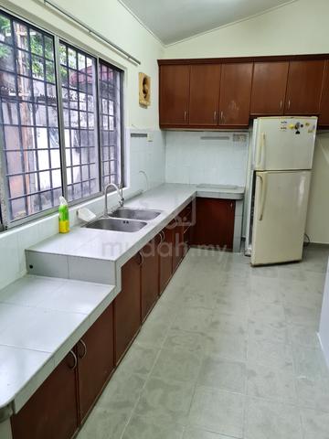 2 storey house good keep Bandar sunway pjs 10 1