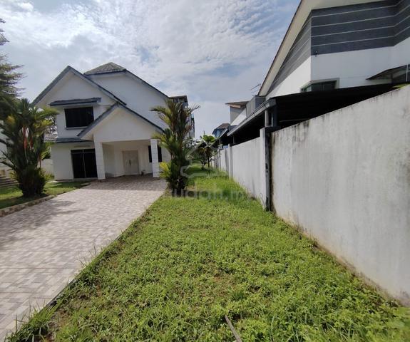 Spacious Bungalow House for Rent | 4 Bedrooms | BCH, Rawang 1