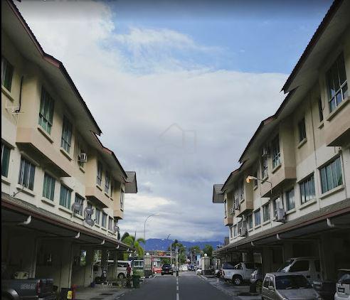 3 Storey Terrace Corner Ganang Villa Partly Furnished near Airport 1