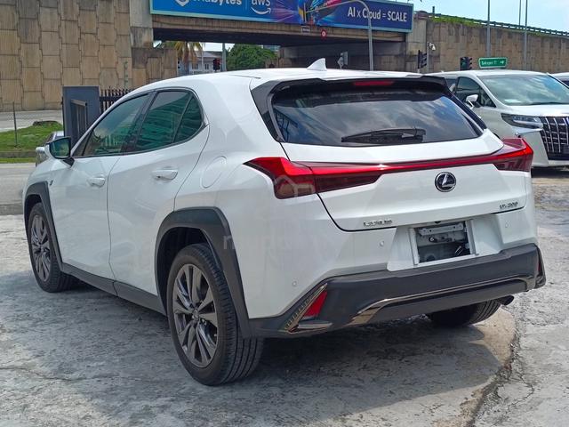 2021 Lexus UX200 2.0 F Sport (A) Sunroof/4 CAM - 2