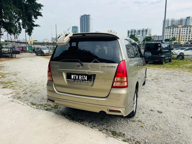 2010 Toyota INNOVA 2.0 E AN40 FACELIFT (A) - 4