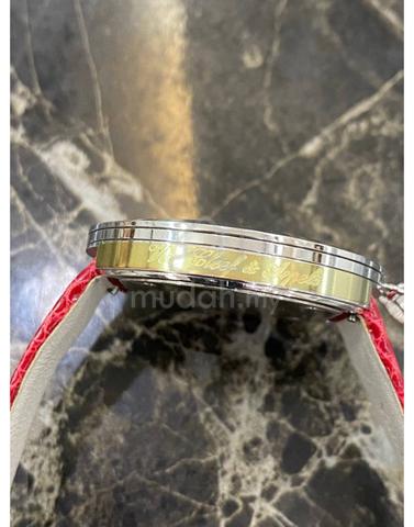 Carousel Image
