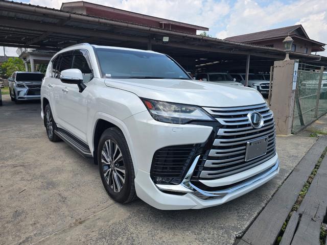 2023 Lexus LX600 with Modellista Bodykit - 2