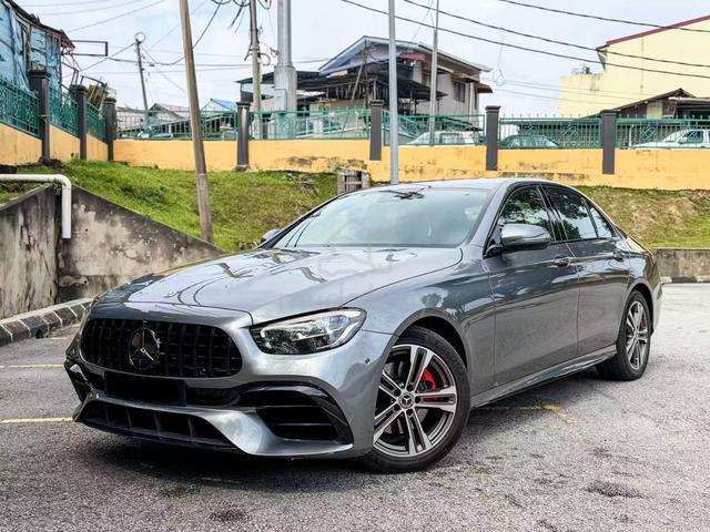 Mercedes Benz E200 2.0 AMG W213 9GTronic DigitMter - 1