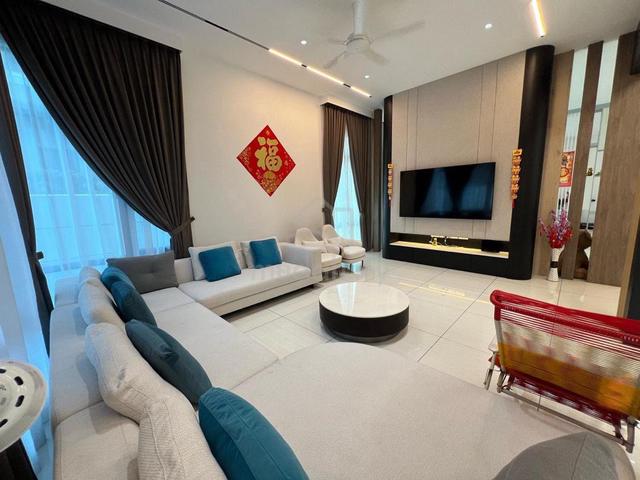 Setia Tropika Fenix Villa Double Storey Bungalow 60x140 Renovated 1