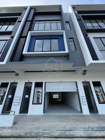 austin crest shoplot brand new good location ground floor 1