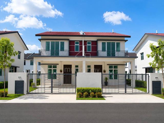 0% Downpayment & CashBack🔥FREEHOLD 2 Storey SemiD In Serkam, Jasin 1