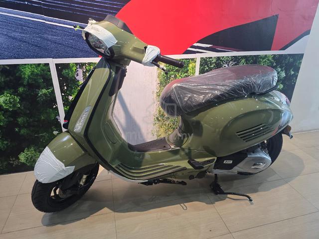 Carousel Image
