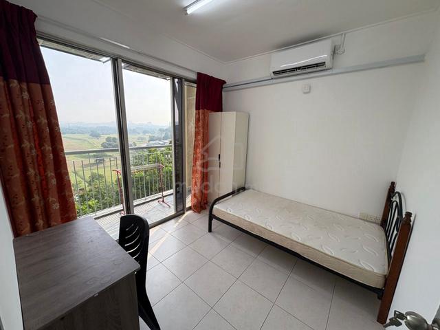 [Female Only] Rooms with Aircond at Cyberia Smarthomes, Cyberjaya 1
