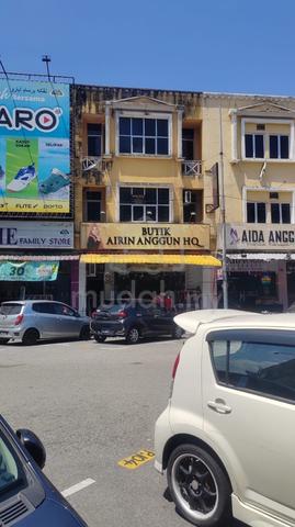 Tingkat Bawah di Yellow Town uk Untuk Di Sewa 1