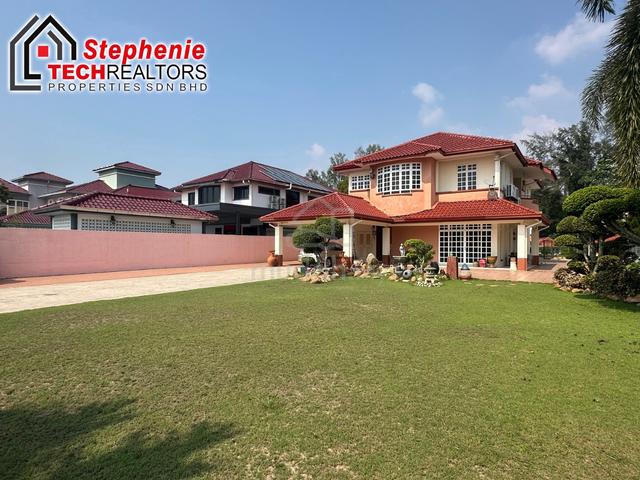 BANDAR LAGUNA MARBOK BUNGALOW BIG GARDEN LAND FULLY FURNISH TOl UTARA 1