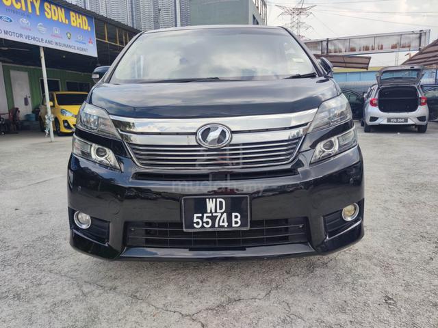 Toyota VELLFIRE 2.4(A) X Awd 8 SEATER 2 POWER DOOR - 4