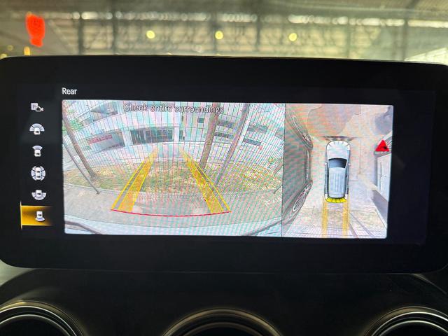 Mercedes Benz GLC 300 4MATIC AMG #F/SVC 28K KM HSS - 5