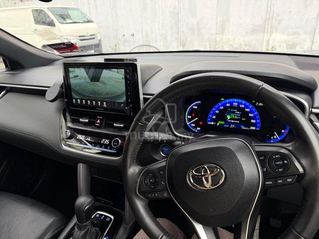 December 2023 Toyota COROLLA CROSS 1.8 HYBRID - 4