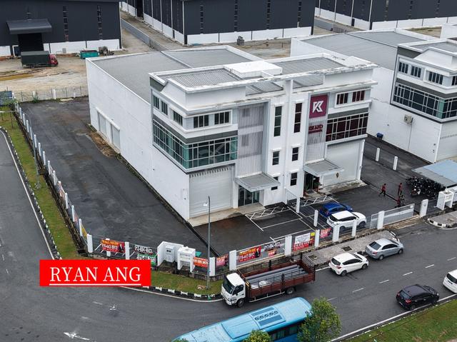 2.5 Storey Semi-Detached Factory For Rent Valdor 1
