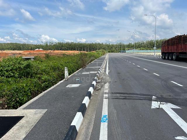 Free hold Industrial Land 3