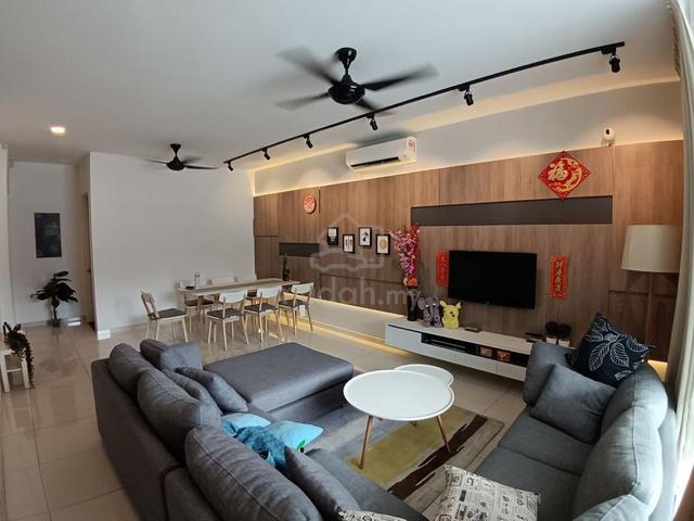 Eco Cascadia. Renovated Double Storey Terrace House. Move in condition 1