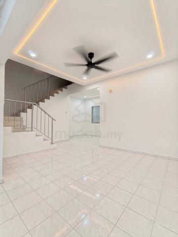 Seri Alam , Jalan Bayu 13 , double storey house for Sale 1