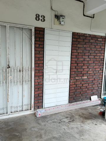 Partially Furnished Kuala Lumpur Taman Tun Dr Ismail Room For Rent 1