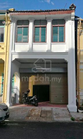 2 Storey shop in Georgetown for Sale 1
