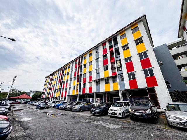 Flat Fasa Dinasti 1