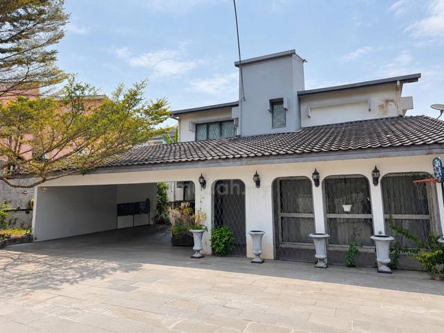 FACING OPEN RENOVATED Double Storey Banglo Seksyen 1 Bandar Baru Bangi 1