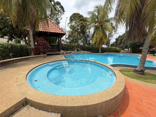 With SWIMMING POOL 1.5 Storey Bungalow Ozana Villas Bukit Katil MITC 1