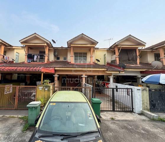 Cheapest! Town House Desa Puteri, Bandar Tasik Puteri, Rawang 1
