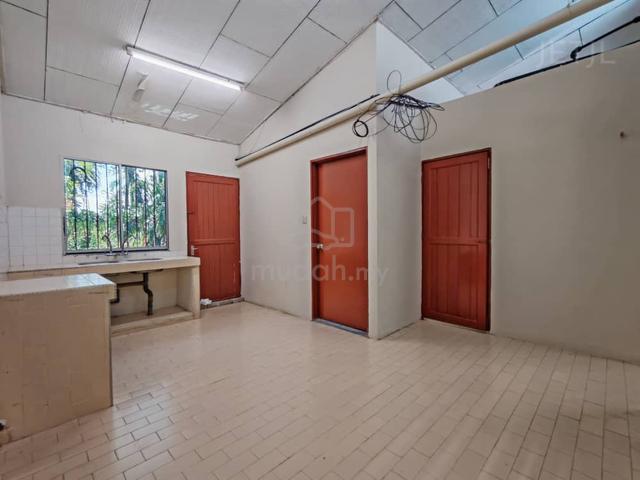 for sale kampung pendamar port klang single storey below market renova 1