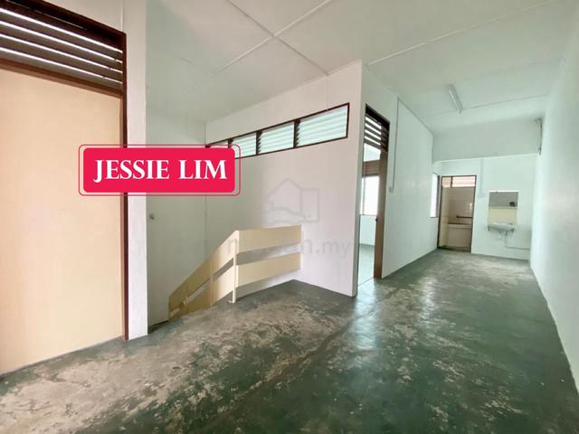 WORTH BUY Lip Sin Freehold Double Storey Terrace 1800sf bayan lepas 1