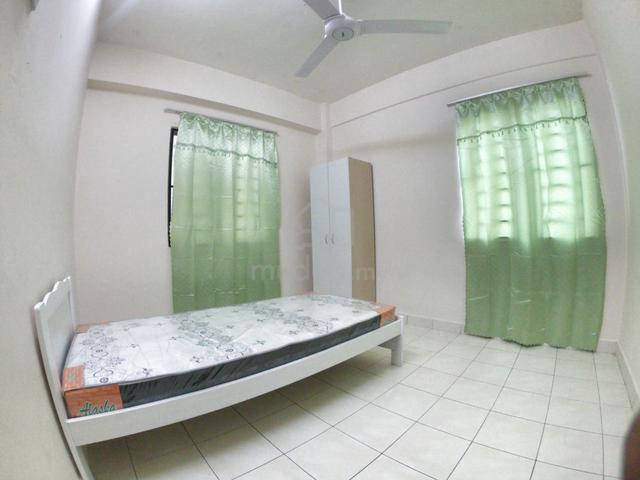 BILIK SINGLE Private Room|Pangsapuri Saujana Gombak|Inc API&AIR |Malay 1
