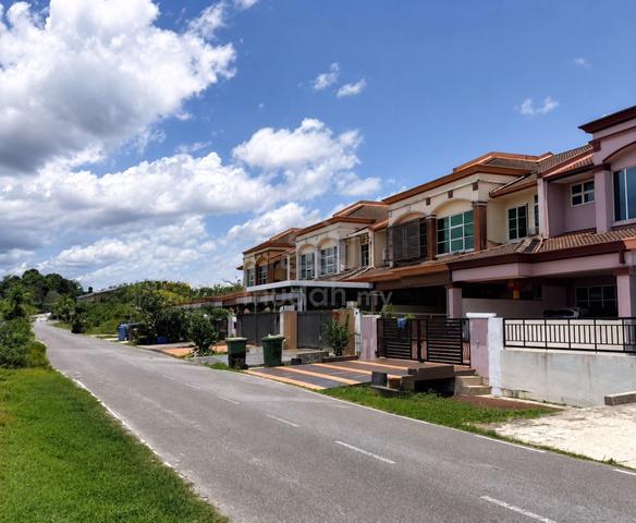 BATU 9, Taman GREENWOOD, Jalan Penrissen 2 Tingkat Teres 1