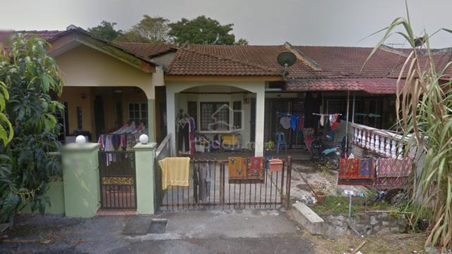 Rumah teres di Kajang 1