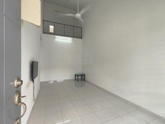 Kulai Jalan Sena 1.5Storey For Rent 1