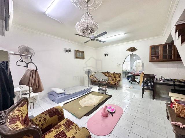 Freehold Non Bumi Double Storey Taman Puchong Utama 10 Puchong 1