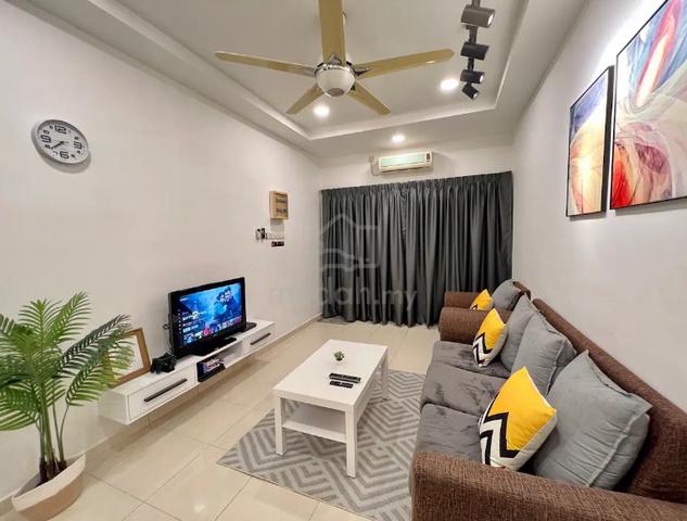 KL Dualkey @ RM400K - 2R2B ! Walk to Retail, Bila-Bila, Groceries | Link Midvalley, KL Sentral 1