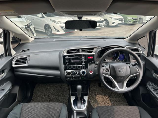 2017 Honda JAZZ 1.5 E (A) - 5