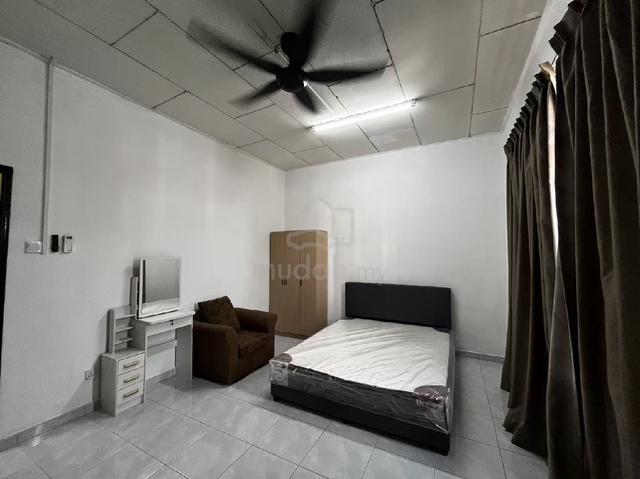 megah ria room to rent  1