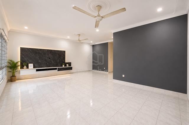 Mutiara Rini | 22’ x 70’ | Freehold | Renovated Unit | Full Loan 1
