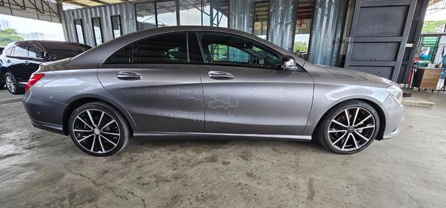 2015 Mercedes Benz CLA 200 (CBU) - 4