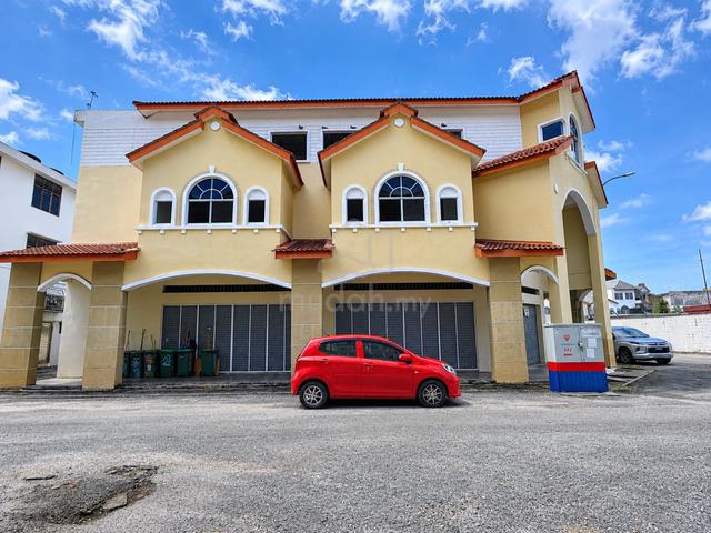 MEDAN PUTRA 2, KG BERJAYA, ALOR SETAR Shophouse Corner Lot FOR RENT 1