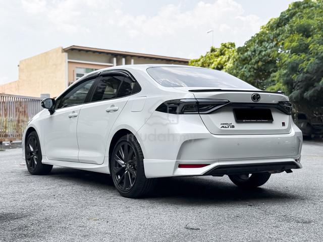 2025 Toyota COROLLA ALTIS 1.8 GR SPORT MY25 (A) - 4