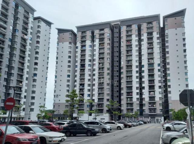 Residensi Laguna Biru 2 1