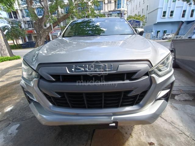 Isuzu D-MAX PREMIUM 1.9L (A)70k km shj 100% loan - 1