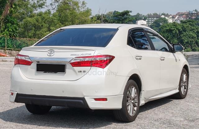 TOYOTA COROLLA ALTIS 1.8 G FACELIFT (a) FULL LOAN - 2