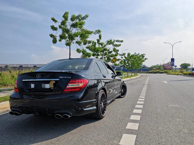 2011 Mercedes Benz C200 w204 CGI BlueEFCY - 5