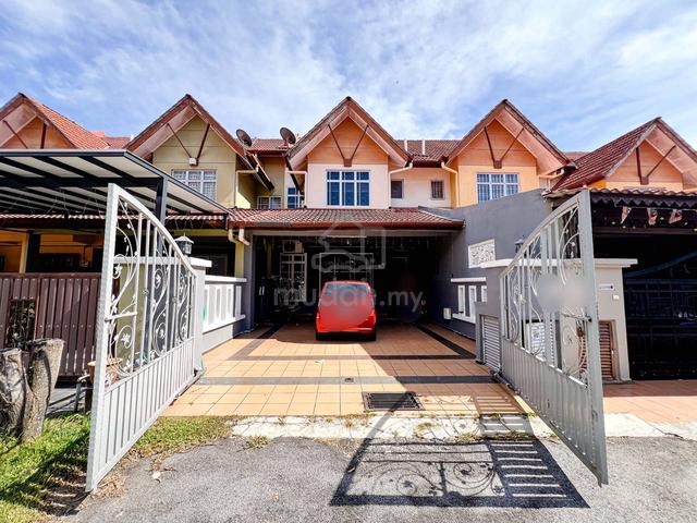 RENOVATED GUARDED Double Storey House Seksyen 3 Puncak Saujana Kajang 1