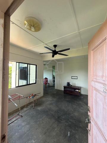 Pangsapuri Tangga Batu 1