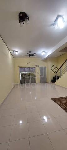 Bandar Puteri Klang 2 Storey Terrace House 4 Bedrooms 3 Baths 18x75 1