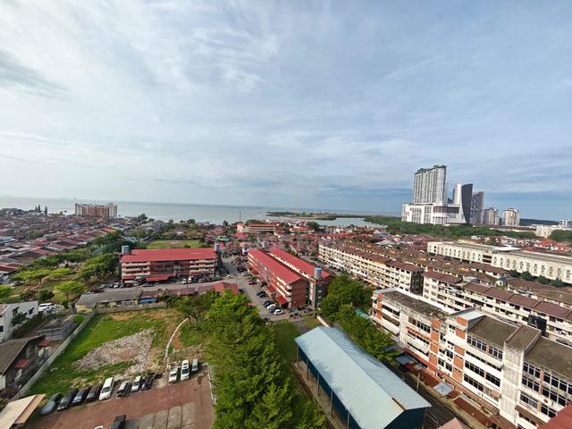 Straits Court Condominium 1